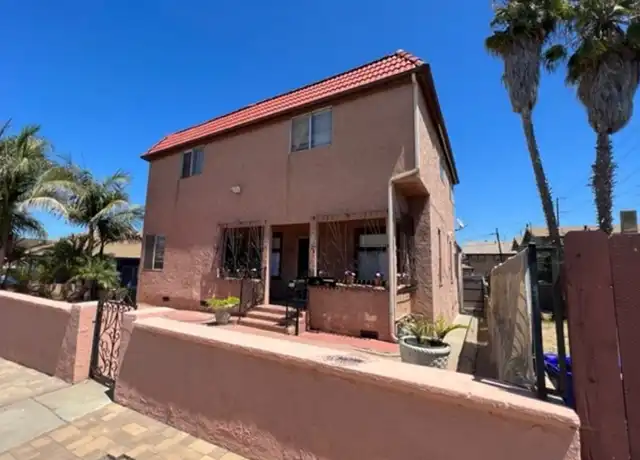 Property at 2084 Irving Ave, San Diego, CA, 92113, 2 beds, 1 bath, [object Object]