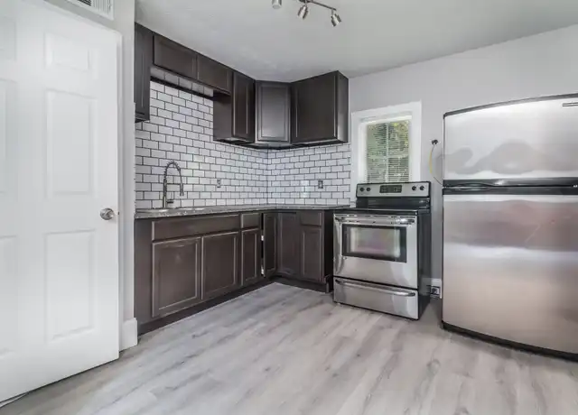 Property at 511 Gresham Park Dr Unit C, Marietta, GA, 30062, 2 beds, 1 bath, [object Object]
