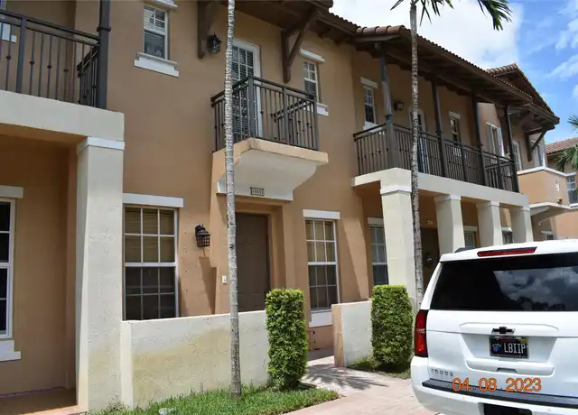 Property at 14631 SW 11th Ct, Pembroke Pines, FL, 33027, 2 beds, 2.5 baths, [object Object]