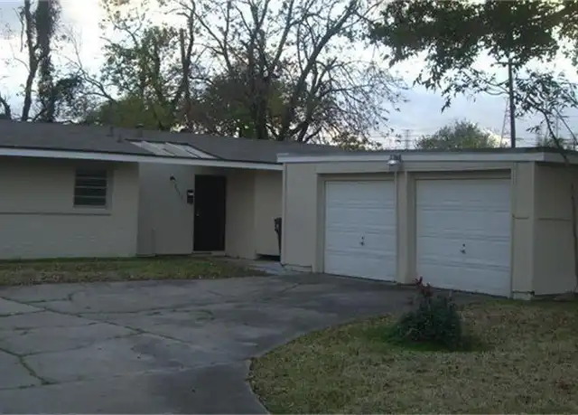 Property at 4423 Knotty Oaks Trl, Houston, TX, 77045, 3 beds, 1.5 baths, [object Object]