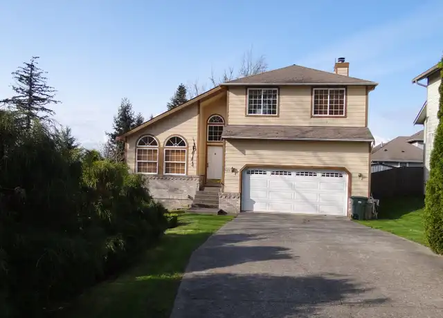 Property at 829 Blueberry Ln, Bellingham, WA, 98229, 6 beds, 3 baths, [object Object]