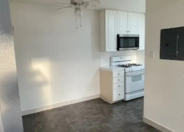 Property at 1642 Clayton Rd Unit 3, Concord, CA, 94520, 2 beds, 1 bath, [object Object]