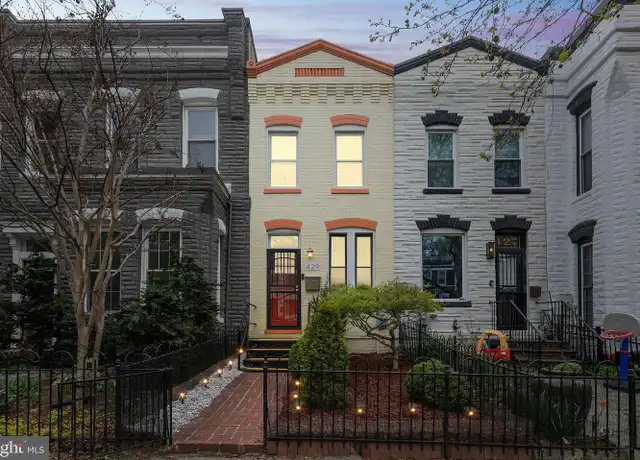 Property at 429 Q St NW, Washington, DC, 20001, 2 beds, 2.5 baths, [object Object]