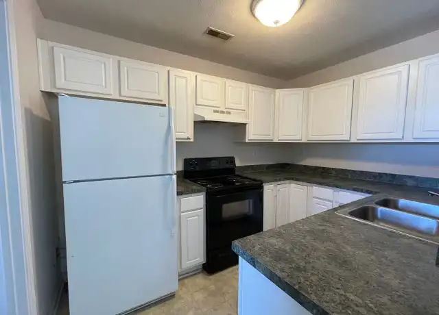Property at 288 April Way, Winchester, KY, 40391, 3 beds, 2.5 baths, [object Object]