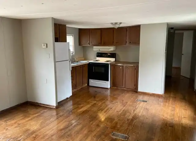 Property at 101 Fay Ave Unit 14, Saltillo, MS, 38866, 3 beds, 2 baths, [object Object]