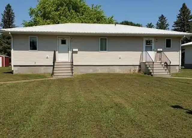 Property at 376 4th St E Unit 4TH, Halstad, MN, 56548, 1 bed, 1 bath, [object Object]