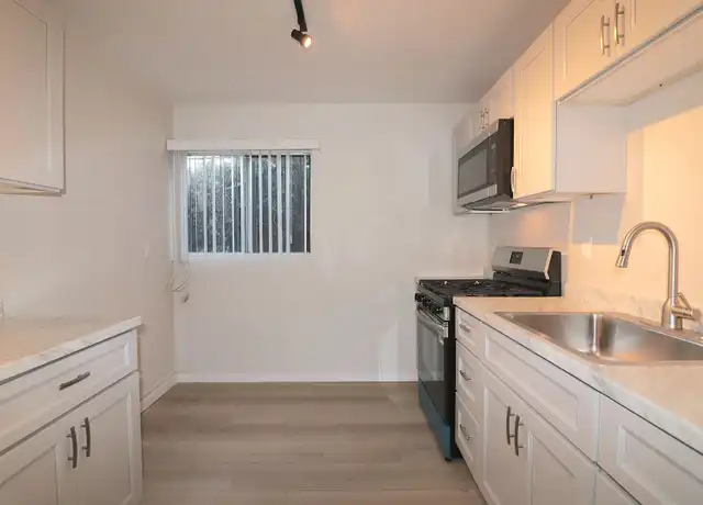 Property at 3948 Florida St #3, San Diego, CA, 92104, 2 beds, 1 bath, [object Object]