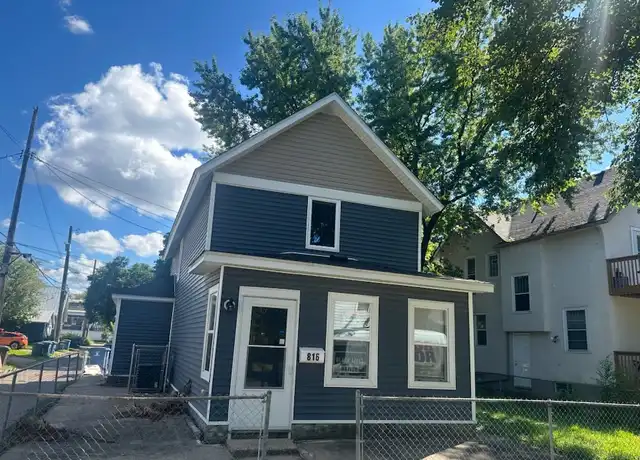 Property at 816 18 1/2 Ave NE, Minneapolis, MN, 55418, 3 beds, 1.5 baths, [object Object]