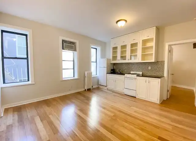 Property at 411 W 44th St, New York, NY, 10036, 1 bed, 1 bath, [object Object]