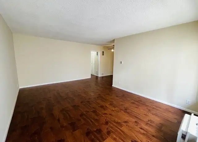 Property at 949 N Alfred St Unit 8, Los Angeles, CA, 90069, 1 bed, 1 bath, [object Object]