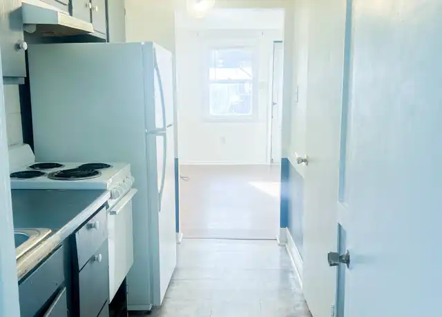 Property at 233 Alexander St Unit 1F, Hagerstown, MD, 21740, 1 bed, 1 bath, [object Object]
