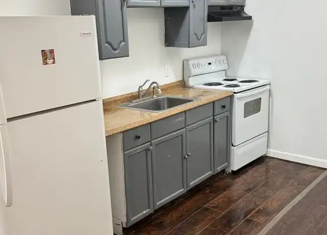 Property at 1163 E State St Unit 6, Trenton, NJ, 08609, 3 beds, 1 bath, [object Object]