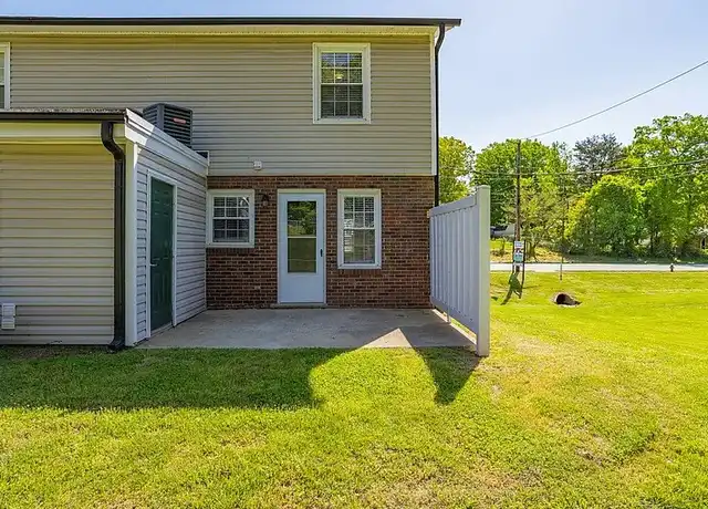 Property at 500 Spicewood Dr Unit A, Greensboro, NC, 27405, 2 beds, 1.5 baths, [object Object]
