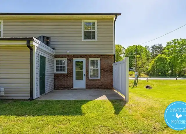 Property at 500 Spicewood Dr Unit A, Greensboro, NC, 27405, 2 beds, 1.5 baths, [object Object]
