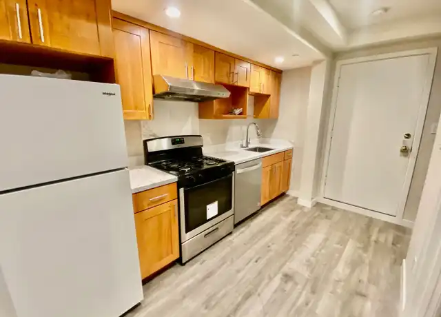 Property at 130 Graystone Ter Unit 5A, San Francisco, CA, 94114, 2 beds, 2 baths, [object Object]