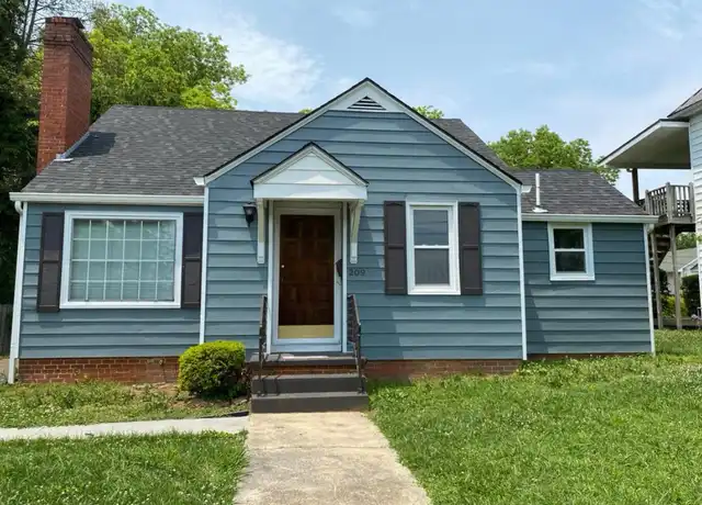 Property at 209 E Unaka Ave, Johnson City, TN, 37601, 3 beds, 2 baths, [object Object]