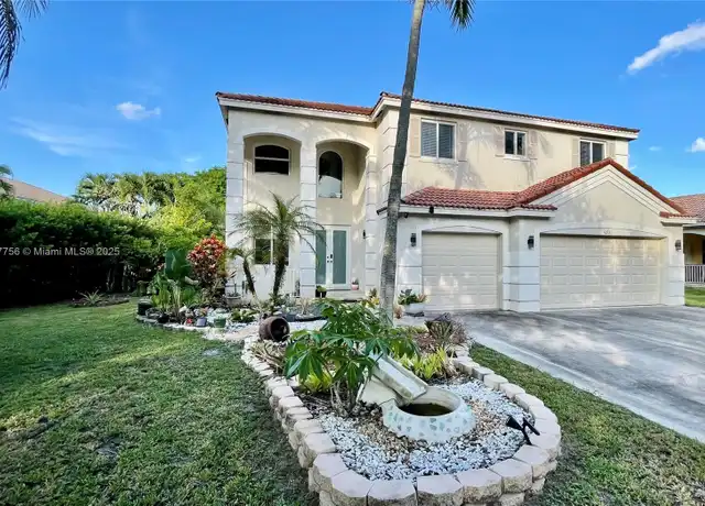 Property at 4093 Staghorn Ln, Weston, FL, 33331, 6 beds, 4 baths, [object Object]