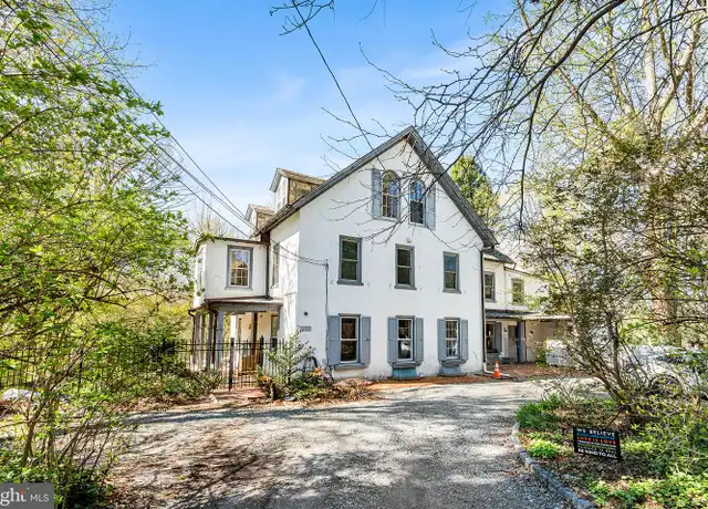 Property at 35 Violet Ln Unit 2ND FLOOR, Lansdowne, PA, 19050, 1 bed, 1 bath, [object Object]