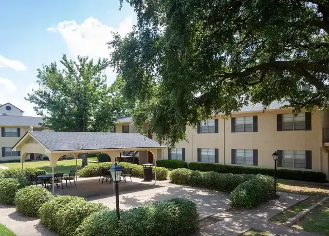 Property at Preston Place North I South - 400 Preston Blvd, Bossier City, LA, 71111, 1-2 bed, 1-2 bath, [object Object]