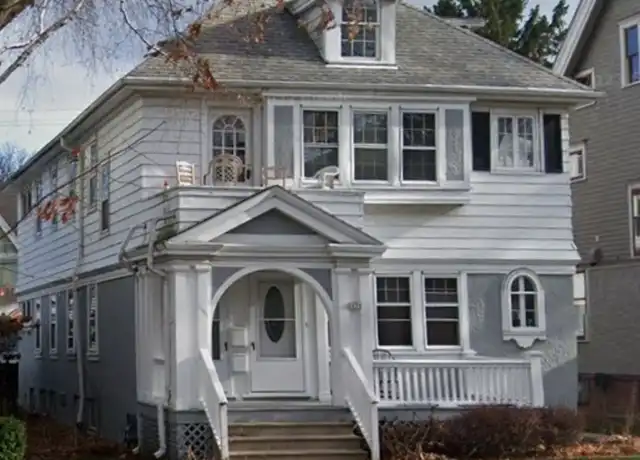 Property at 2858 N Maryland Ave #2856, Milwaukee, WI, 53211, 4 beds, 1 bath, [object Object]