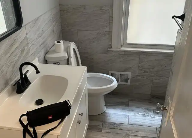 Property at Newark Ave, Elizabeth, NJ, 07208, 3 beds, 1 bath, [object Object]