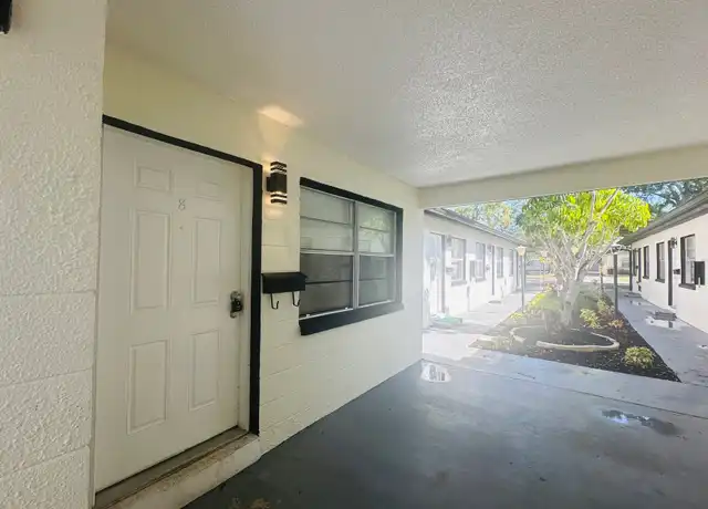 Property at 618 93rd Ave N Unit 8, St. Petersburg, FL, 33702, 2 beds, 1 bath, [object Object]