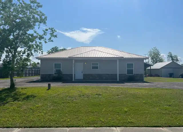 Property at 411 S Berthe Ave, Panama City, FL, 32404, 3 beds, 2.5 baths, [object Object]