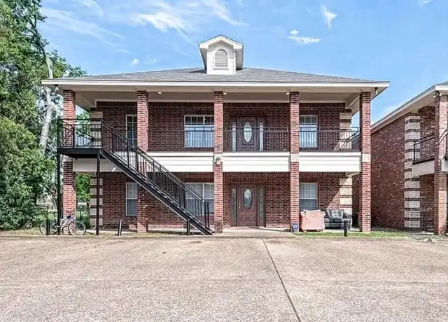 Property at 1403 Wood Ave Unit B, Waco, TX, 76706, 4 beds, 4 baths, [object Object]