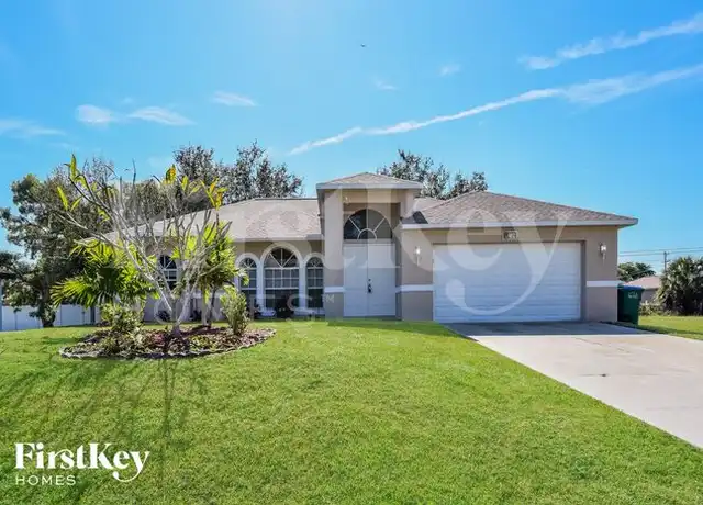 Property at 402 SW 15th Ter, Cape Coral, FL, 33991, 3 beds, 2 baths, [object Object]