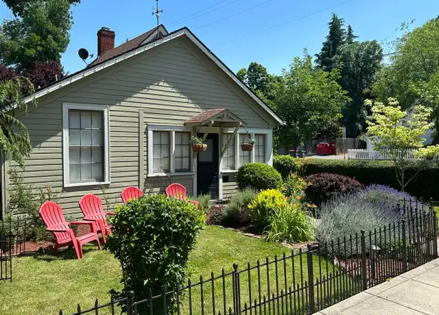 Property at 160 W C St Unit A, Jacksonville, OR, 97530, 2 beds, 1 bath, [object Object]