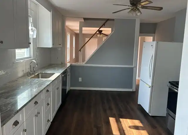 Property at 116 Main St Unit A, Somers, CT, 06071, 3 beds, 1 bath, [object Object]