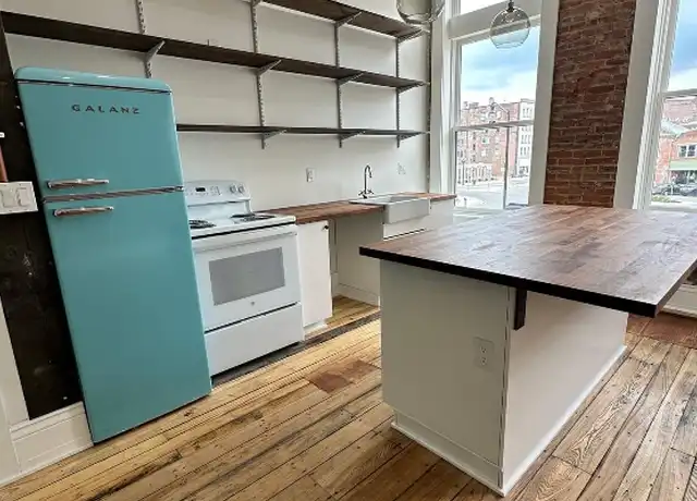 Property at 37 Monument Sq Unit B, Urbana, OH, 43078, 0 beds, 1 bath, [object Object]