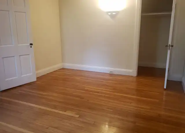 Property at 10 Forest St Unit 1B, Cambridge, MA, 02140, 1 bed, 1 bath, [object Object]