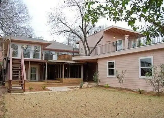 Property at 903 W 30th St Unit B, Austin, TX, 78705, 2 beds, 1 bath, [object Object]