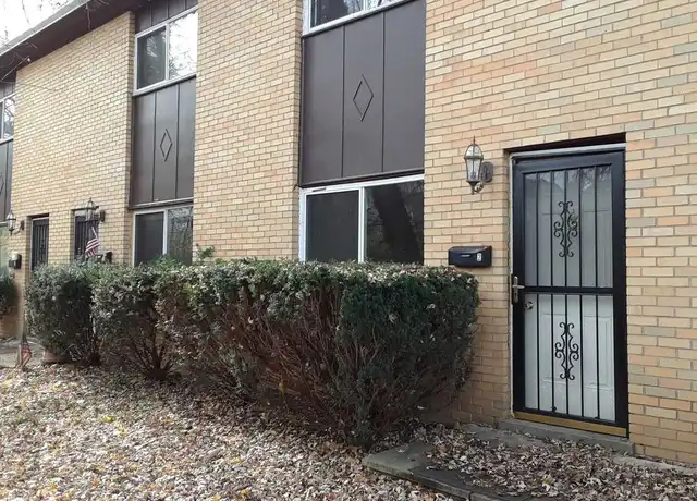 Property at 111 W 1st Ave Unit 3, West Mifflin, PA, 15122, 2 beds, 1 bath, [object Object]