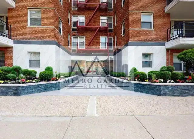 Property at 6615 Thornton Pl Unit L3, Rego Park, NY, 11374, 1 bed, 1 bath, [object Object]