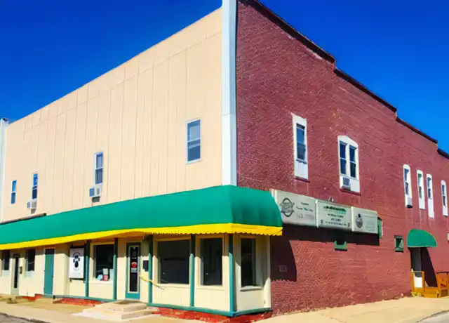 Property at 623 Jefferson Ave Unit AA, Charleston, IL, 61920, 1 bed, 1 bath, [object Object]