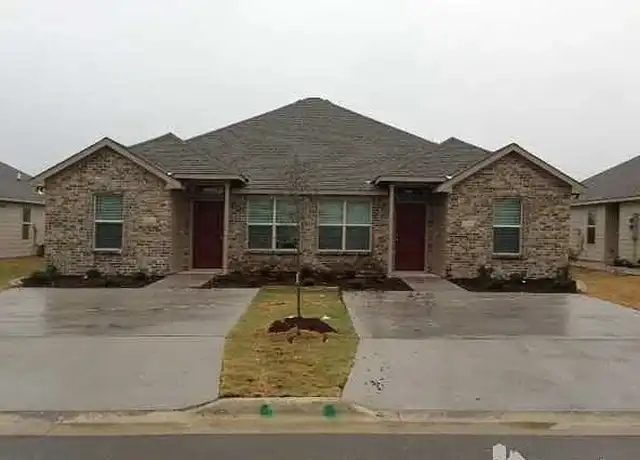Property at 8337 Hogan Rd Unit B, Temple, TX, 76502, 3 beds, 2 baths, [object Object]