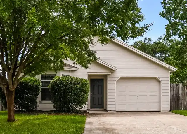 Property at 2041 Hunters Trace Cir, Middleburg, FL, 32068, 3 beds, 2 baths, [object Object]