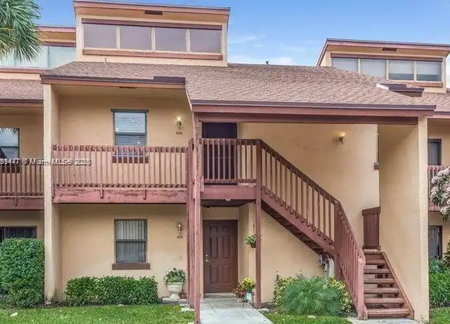 Property at 410 Lakeview Dr E, Royal Palm Beach, FL, 33411, 2 beds, 2 baths, [object Object]