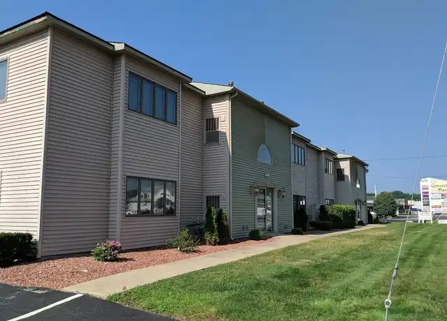 Property at 293 Cowesett Ave Unit 2, West Warwick, RI, 02893, 2 beds, 1 bath, [object Object]