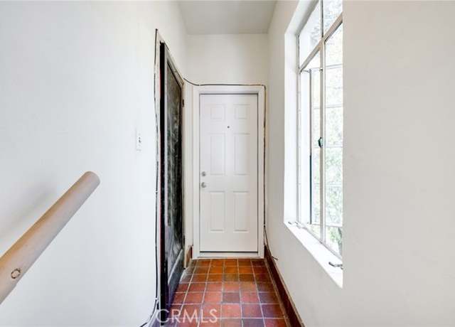 Photo of 57 N Baldwin Ave Unit B, Sierra Madre, CA 91024