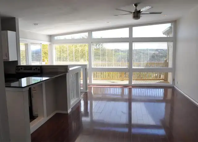 Property at 1008 Clayton Nolen Dr Unit 106, Horseshoe Bay, TX, 78657, 1 bed, 1 bath, [object Object]