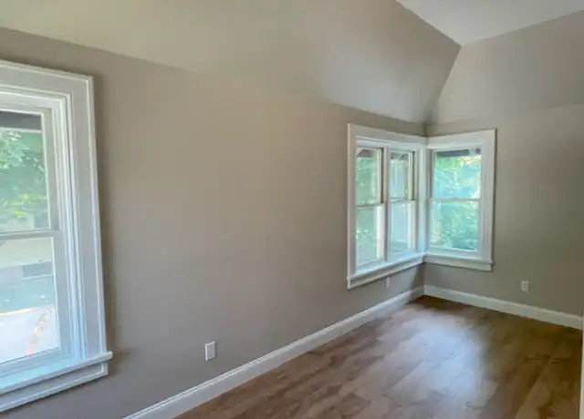 Property at 72 Hungerford Ter Unit 2, Burlington, VT, 05401, 2 beds, 1 bath, [object Object]