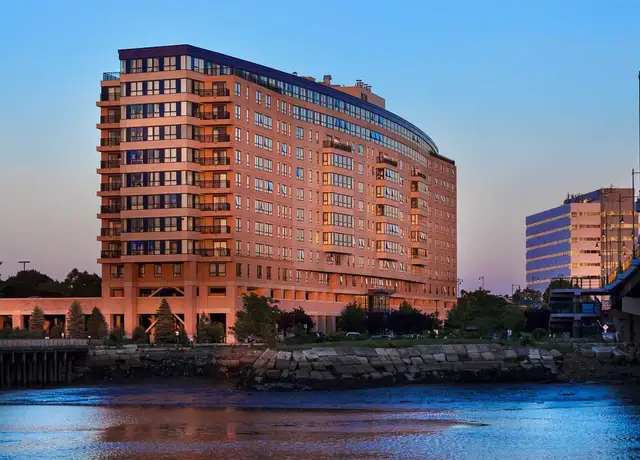 Photo of 2 Hancock St, Quincy, MA 02171