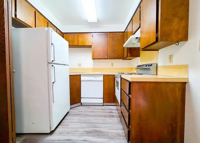 Property at Colorado Townhomes - 202 E Colorado Ave, Nampa, ID, 83686, 2 beds, 1.5 baths, [object Object]