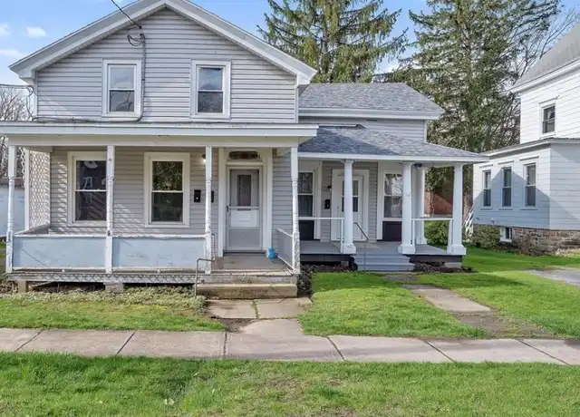 Property at 19 Park St Unit B, Pulaski, NY, 13142, 1 bed, 1 bath, [object Object]
