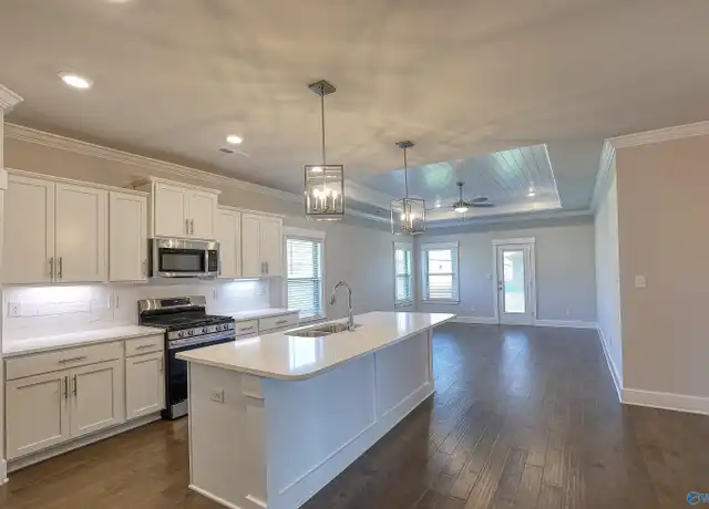 Property at 126 Whitner Dr, Hazel Green, AL, 35750, 4 beds, 2 baths, [object Object]