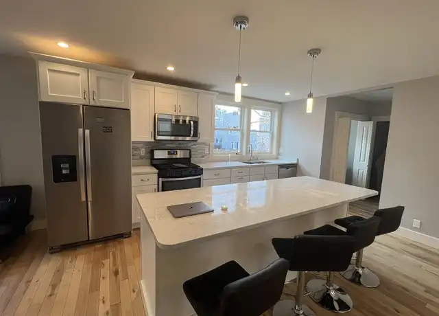 Property at 39 Snow St #1, Brighton, MA, 02135, 4 beds, 2.5 baths, [object Object]