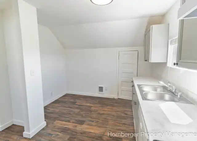Property at 1904 E Dalton Ave Unit 3, Spokane, WA, 99207, 1 bed, 1 bath, [object Object]